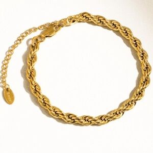 18K Braided Bracelet (1015)